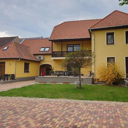 Diófa Vendégház Eger Exterior foto