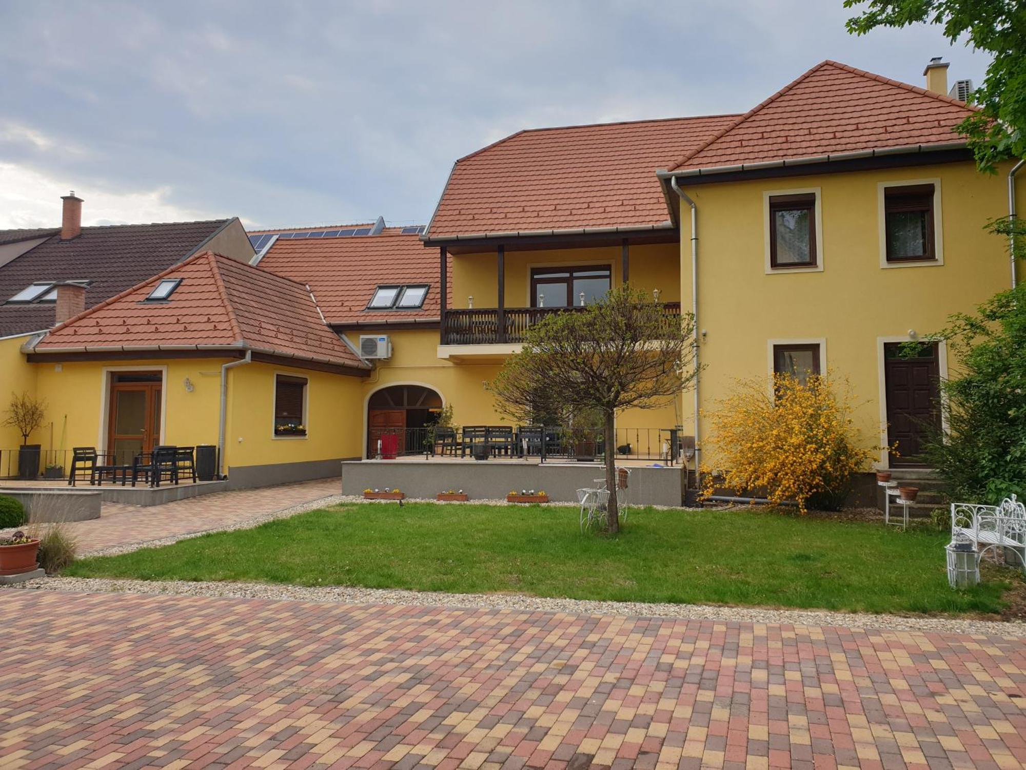 Diófa Vendégház Eger Exterior foto
