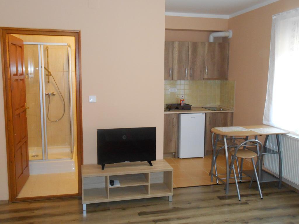 Diófa Vendégház Eger Exterior foto