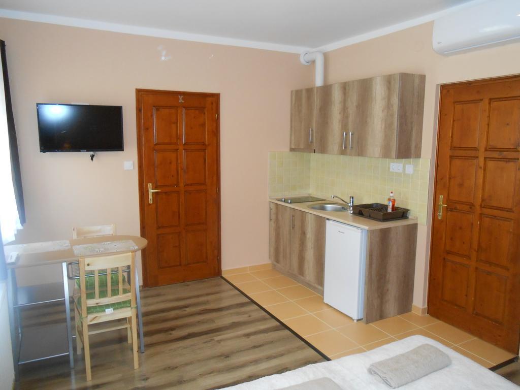 Diófa Vendégház Eger Exterior foto